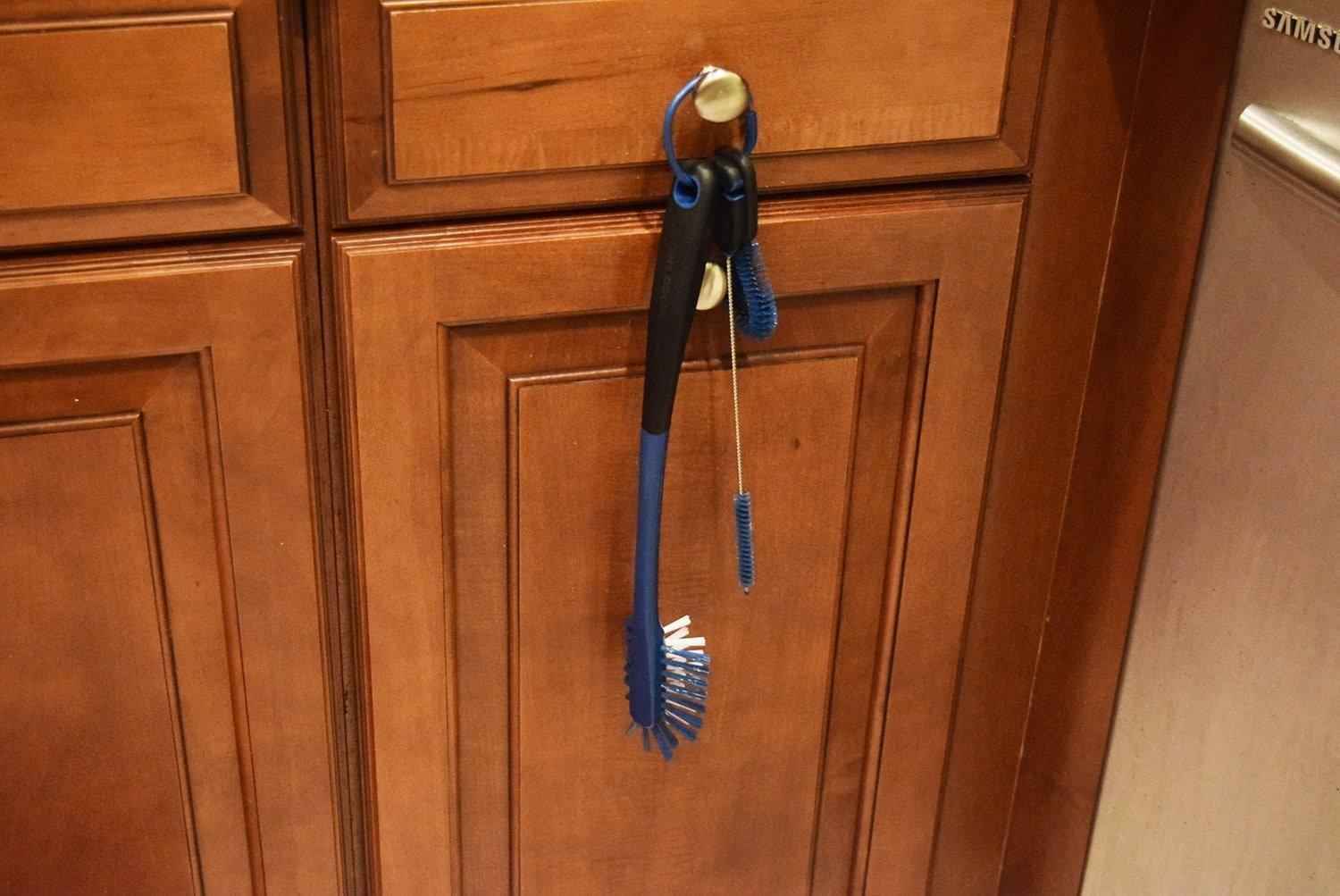 The Coldest Water Bottle Brush: 3 Tools in 1 - Image 5